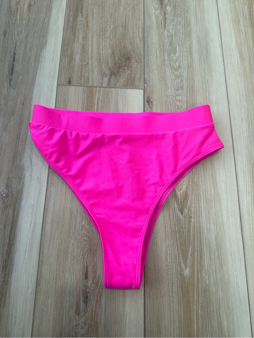 High-Cut Women's Swim Bottoms in Hot Pink